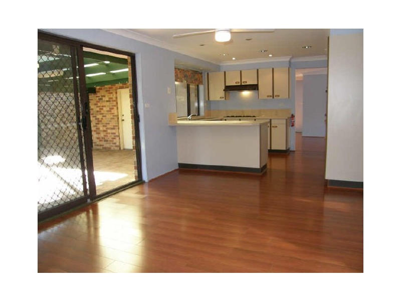 3 Mottle Grove, Woodcroft NSW 2767