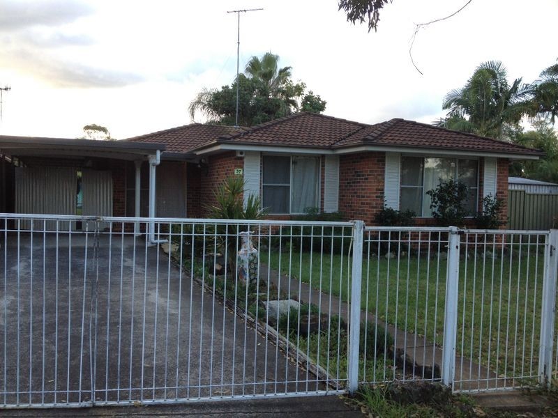 37 Kenyon Crescent, Doonside NSW 2767