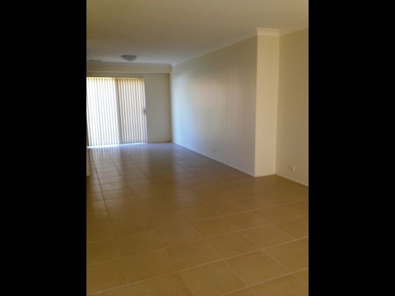 8D Douglas Road, Blacktown NSW 2148