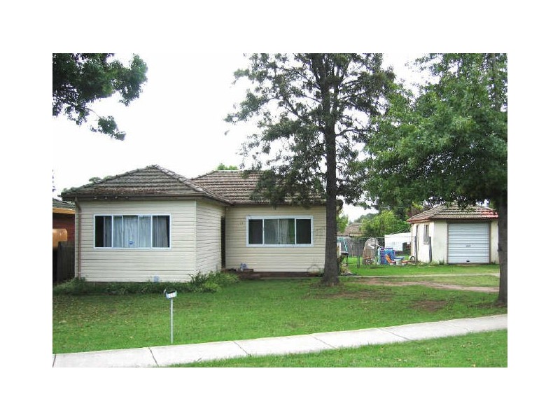 11 Coghlan Crescent, Doonside NSW 2767