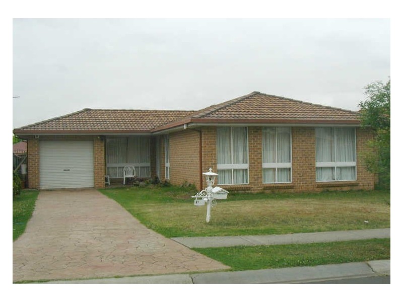 31 Azzopardi Avenue, Glendenning NSW 2761