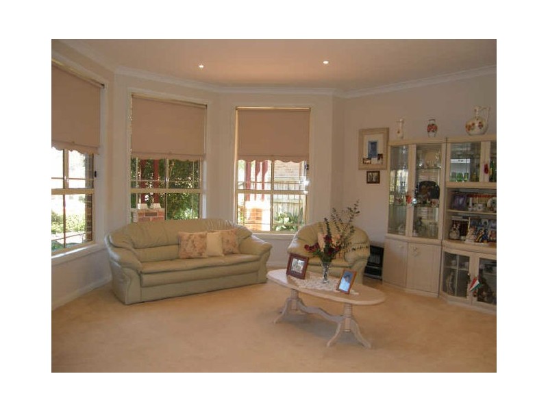 5 Talbingo Place, Woodcroft NSW 2767