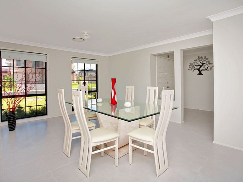 61 Lilydale Drive, Woodcroft NSW 2767