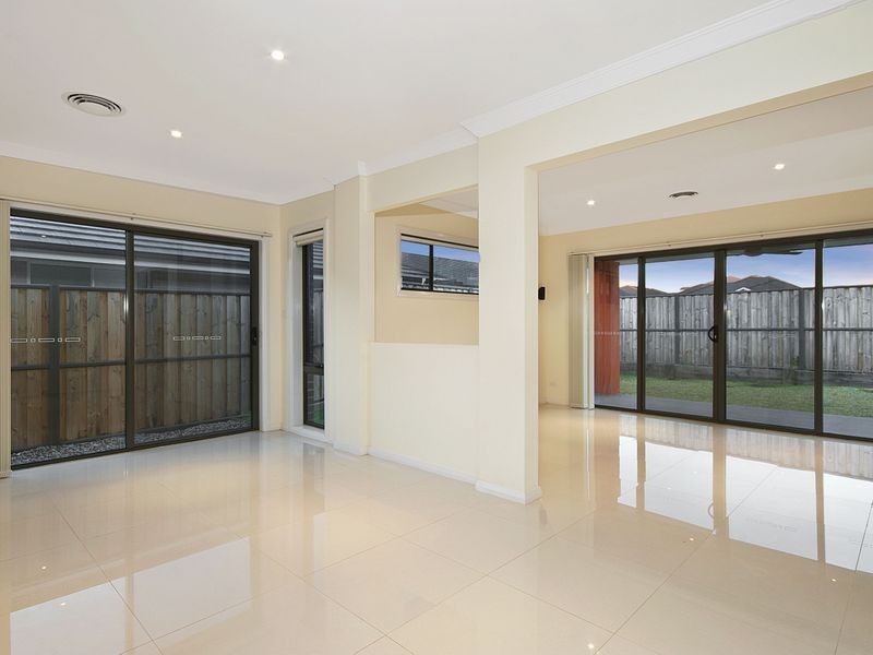 34 Lilypad Avenue, The Ponds NSW 2769