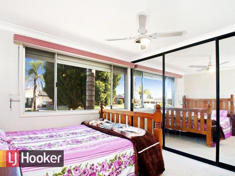 30 Kenneth Crescent, Dean Park NSW 2761