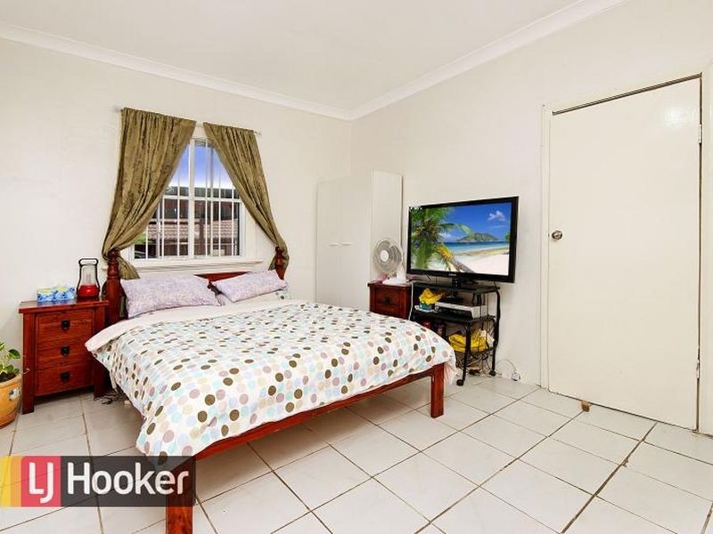 31 Davis Road, Marayong NSW 2148