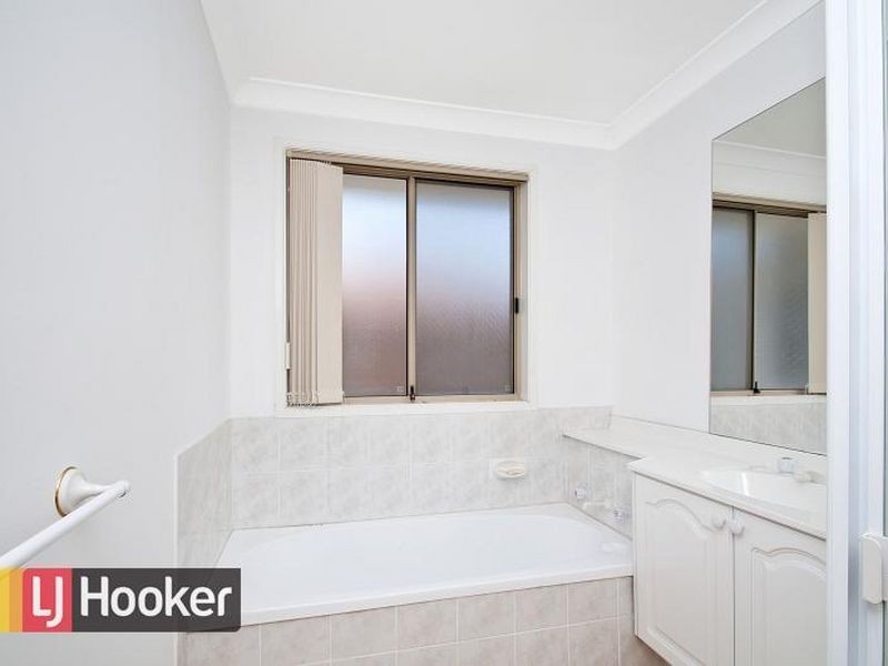 14 Burrinjuck Drive, Woodcroft NSW 2767