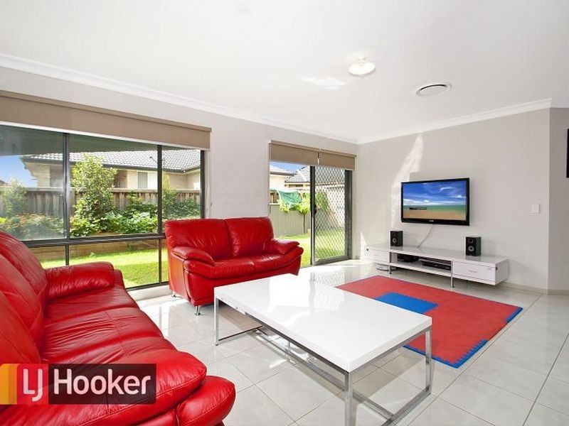 26 Lilydale Drive, Woodcroft NSW 2767