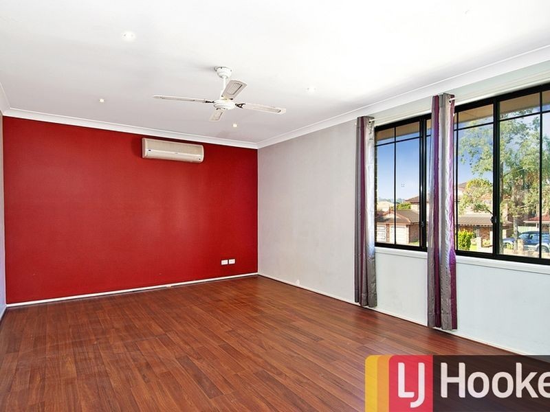 9 Lakewood Drive, Woodcroft NSW 2767