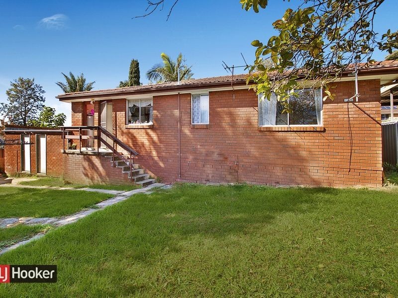 12 Arnott Road, Marayong NSW 2148