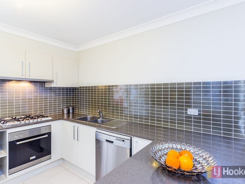 6 Bush Place, Woodcroft NSW 2767