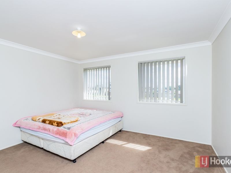 6 Bush Place, Woodcroft NSW 2767