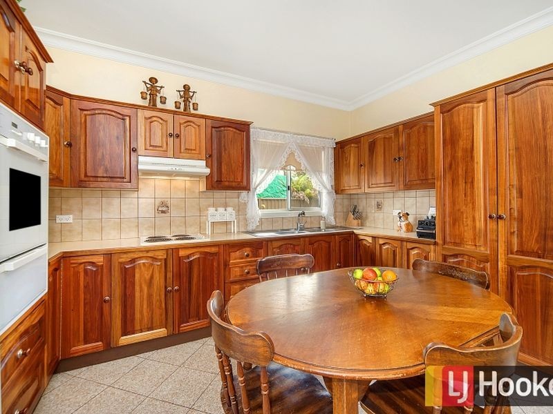 72 Hill End Road, Doonside NSW 2767