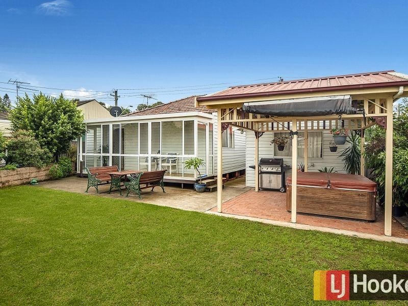 72 Hill End Road, Doonside NSW 2767