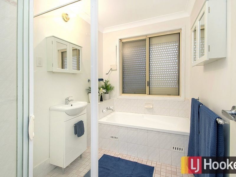 17 Camphorlaurel Court, Doonside NSW 2767