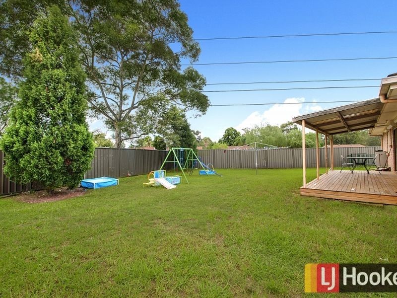 17 Camphorlaurel Court, Doonside NSW 2767