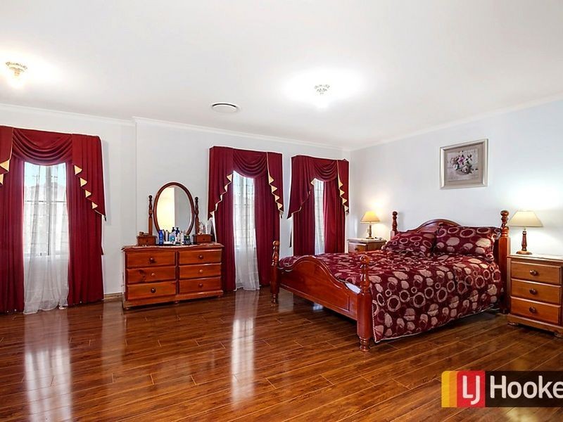 7 Jindabyne Circuit, Woodcroft NSW 2767