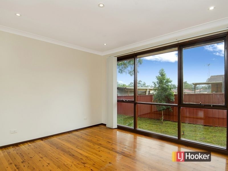 69 Narcicssus Avenue, Quakers Hill NSW 2763