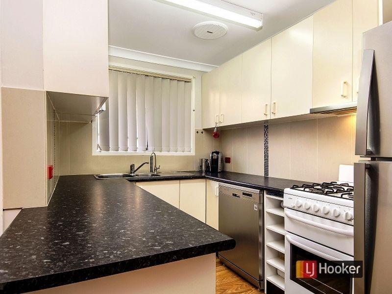 17 Batten Place, Doonside NSW 2767