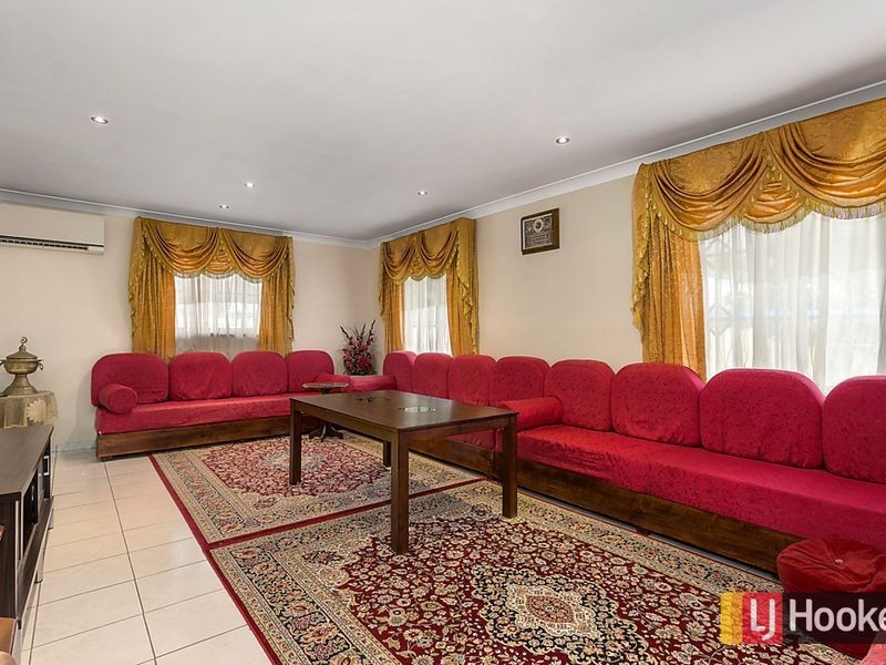 115 Colebee Crescent, Hassall Grove NSW 2761