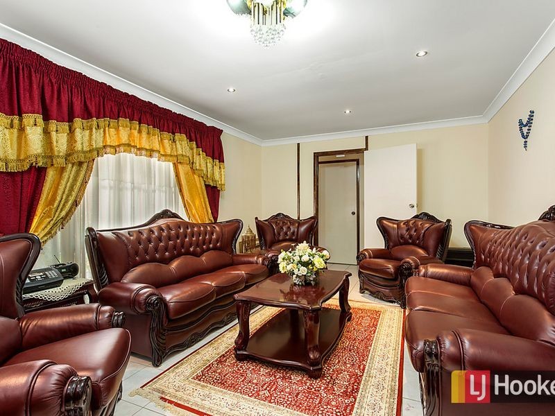 115 Colebee Crescent, Hassall Grove NSW 2761