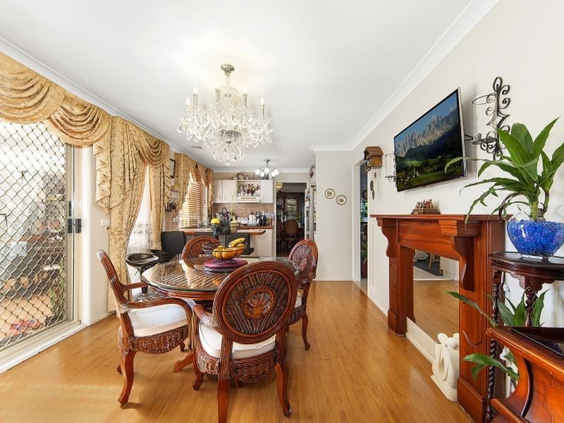 14 Peri Close, Woodcroft NSW 2767