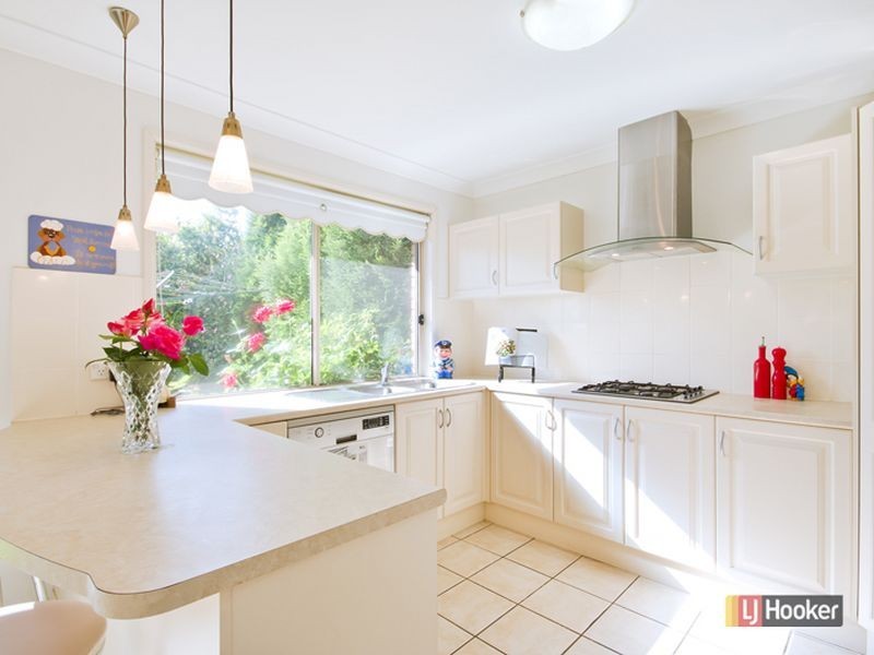 19 Leafy  Grove, Plumpton NSW 2761