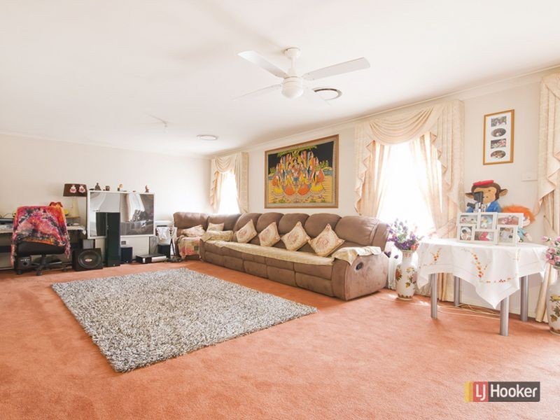 34 Winten Drive, Glendenning NSW 2761