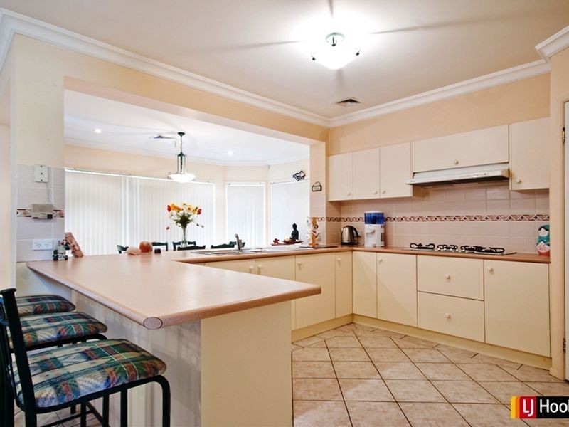 8 Cargelligo Place, Woodcroft NSW 2767