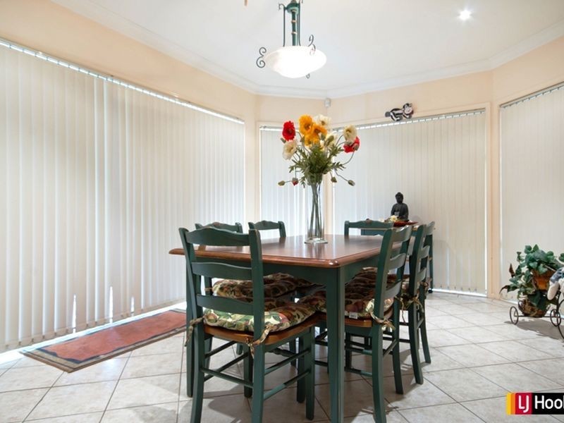 8 Cargelligo Place, Woodcroft NSW 2767