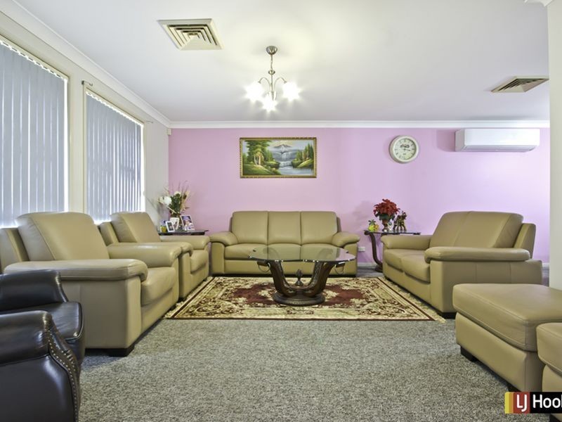 14 Leafy  Grove, Plumpton NSW 2761