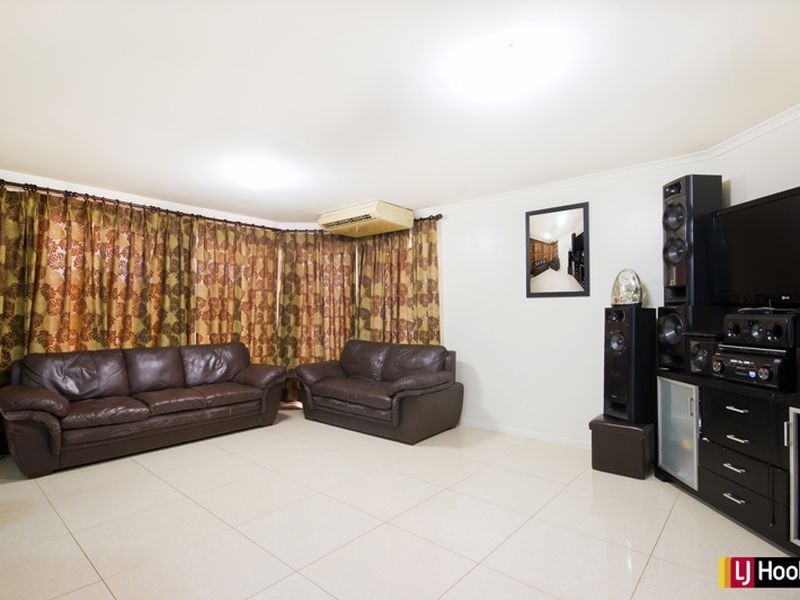 41 Burrinjuck Drive, Woodcroft NSW 2767