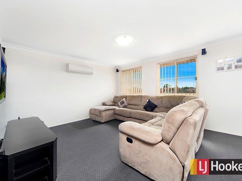 44 Jindabyne Circuit, Woodcroft NSW 2767