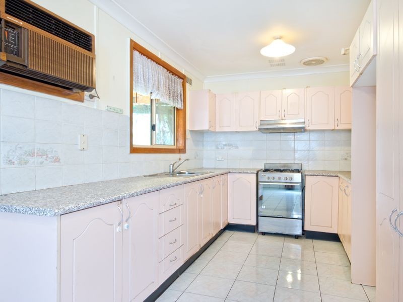 4 Siemens Crescent, Emerton NSW 2770