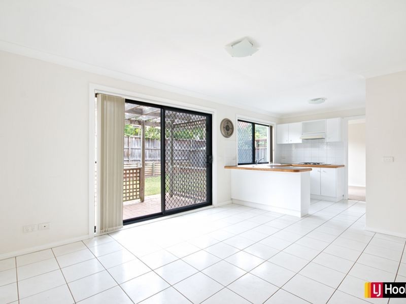 11 Waterside Grove, Woodcroft NSW 2767