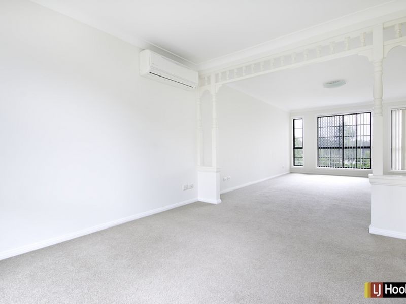 11 Waterside Grove, Woodcroft NSW 2767