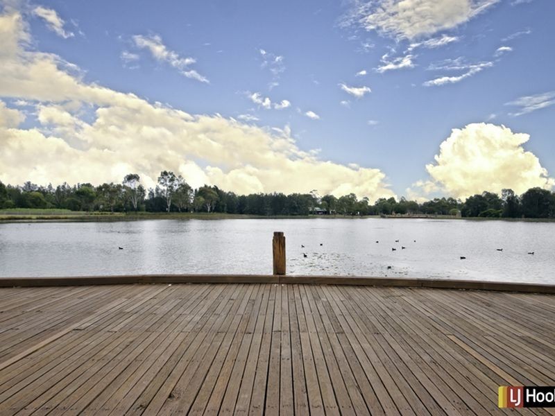 11 Waterside Grove, Woodcroft NSW 2767