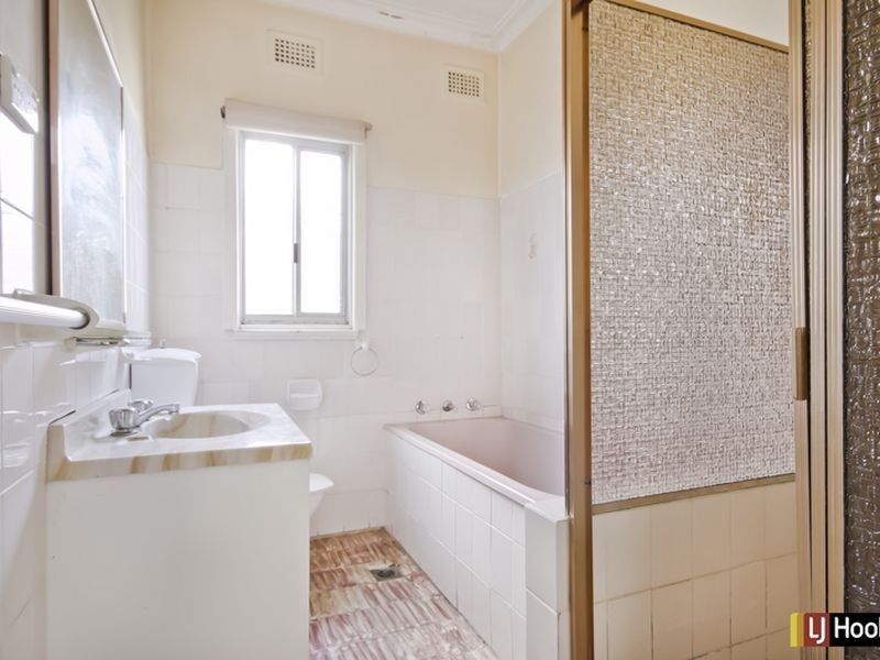 8 Fursorb Street, Marayong NSW 2148