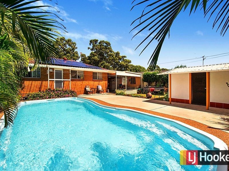 58 Tallagandra Drive, Quakers Hill NSW 2763