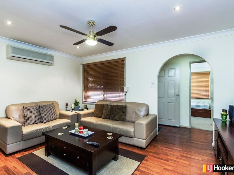 15 Dillon Place, Oakhurst NSW 2761