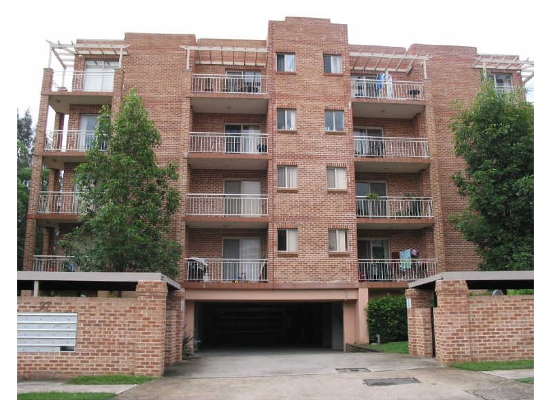 8/25-27 Fourth Ave, Blacktown NSW 2148