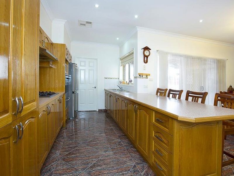 25 Farmingdale Drive, Blacktown NSW 2148