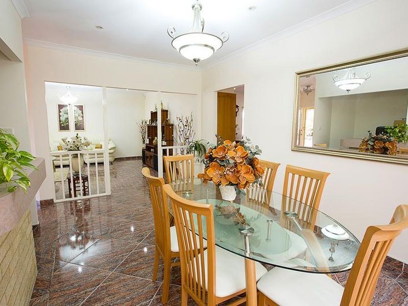 25 Farmingdale Drive, Blacktown NSW 2148