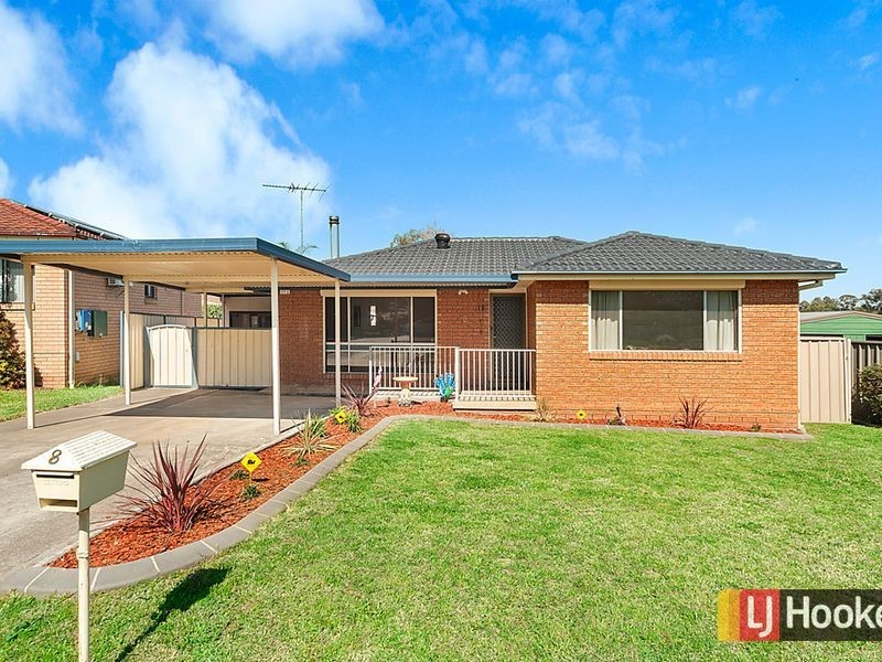 8 Kuala Close, Dean Park NSW 2761