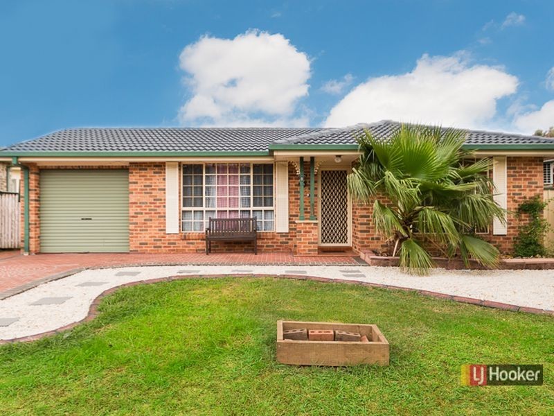 8 Flamingo Grove, Plumpton NSW 2761