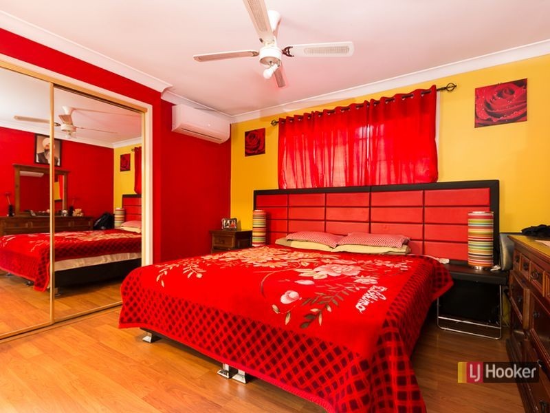 8 Flamingo Grove, Plumpton NSW 2761