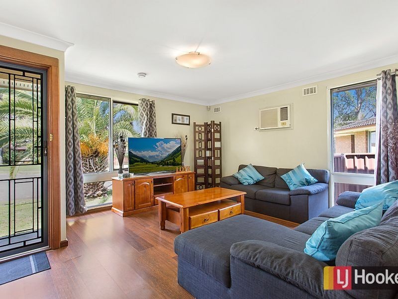6 Coppin Place, Doonside NSW 2767