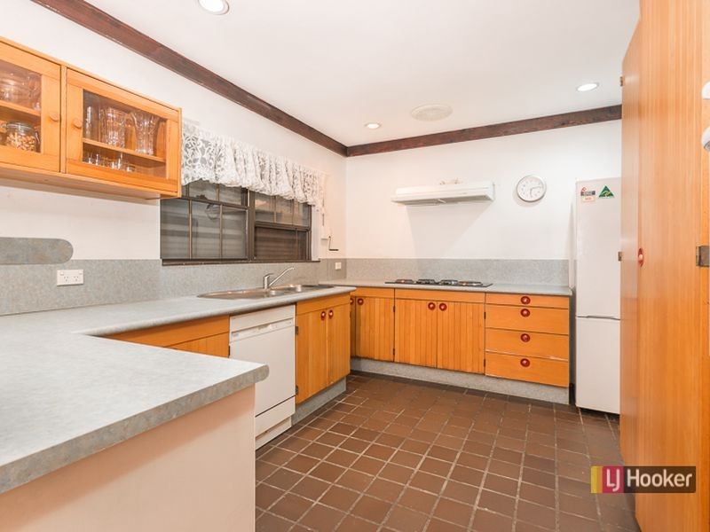 2 Kenyon Crescent, Doonside NSW 2767