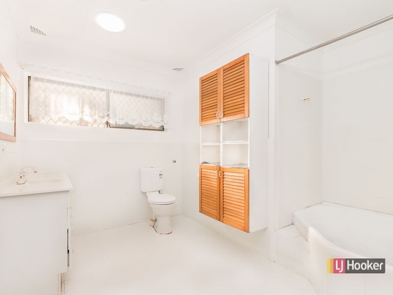 2 Kenyon Crescent, Doonside NSW 2767