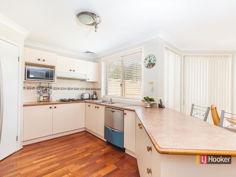 32 Munmorah Circuit, Woodcroft NSW 2767